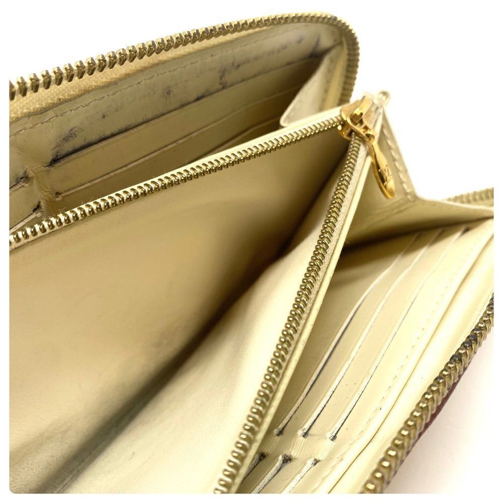 Louis Vuitton Suhali Zippy Wallet - Picture 6 of 8